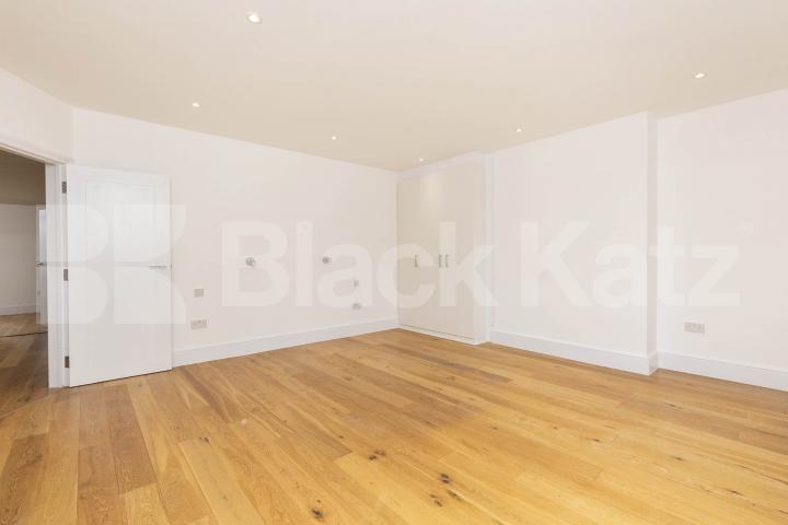 Modern Apartment Lonsdale Road, Notting Hill